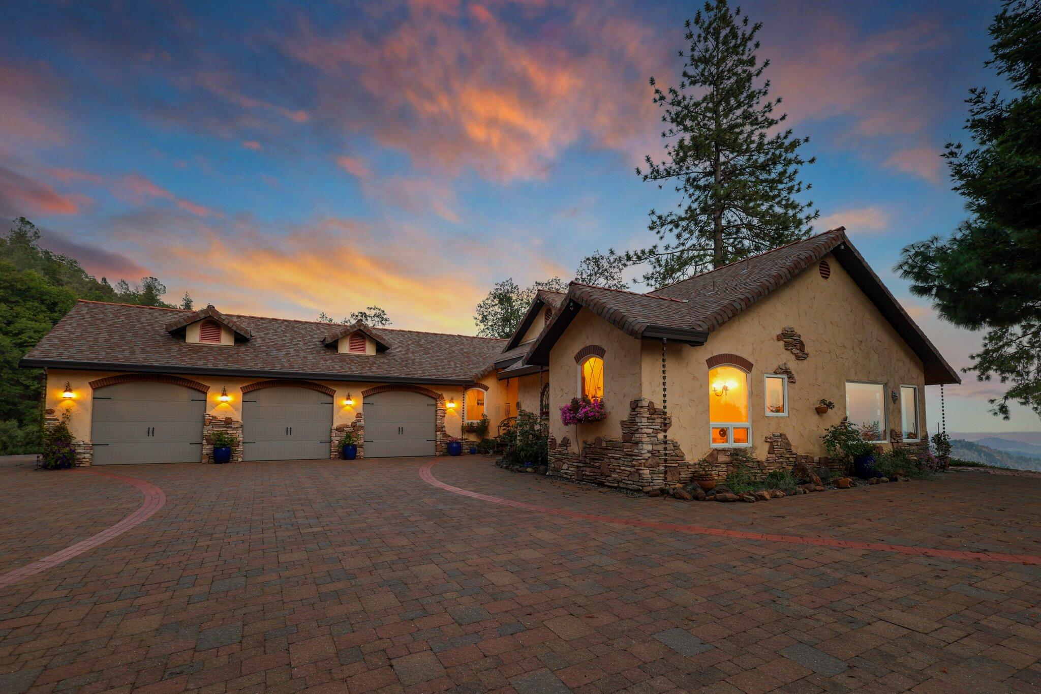 19300 Mountain Maple Road Lakehead, CA 96051 - Photo 1 of 64 40-web-or-mls-8K3A0785