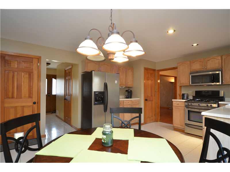 19 Lockwood Road Economy, PA 15005 - Photo 11 of 25 Kitchen.