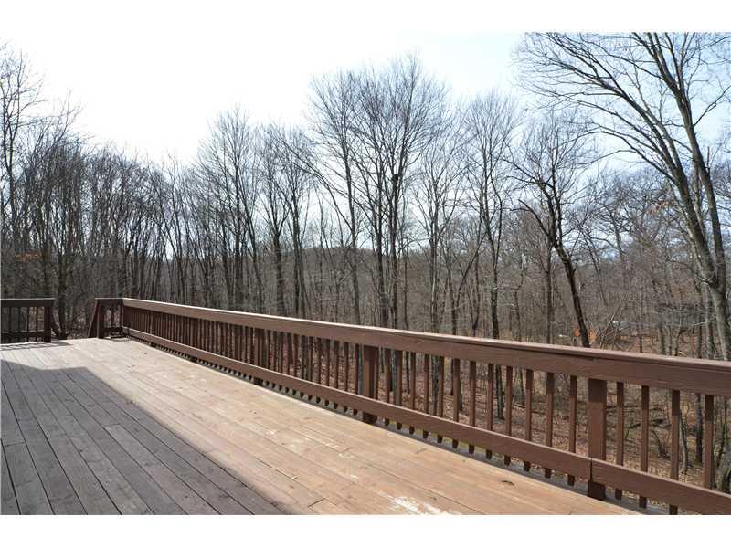 19 Lockwood Road Economy, PA 15005 - Photo 17 of 25 Patio/Deck.