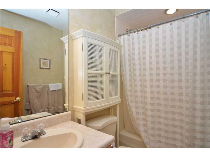 19 Lockwood Road Economy, PA 15005 - Photo 25 of 25 Full Bath.