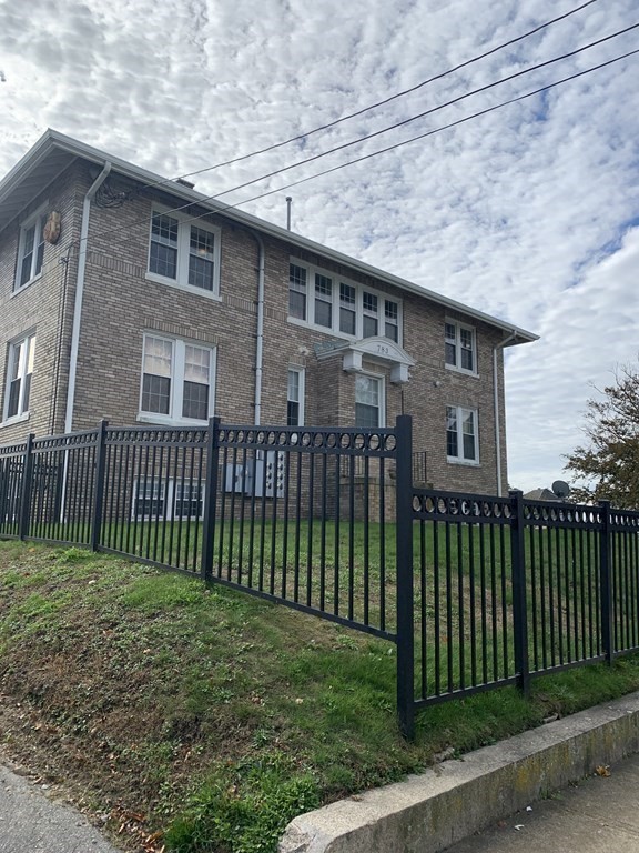 783 Slade Street, Unit 201 Fall River, MA 02724 - Photo 5 of 33 Gallery Image 5