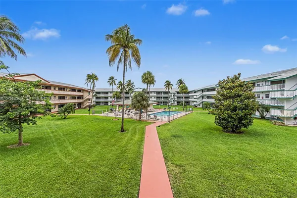 $110,000 | 5300 Washington Street, Unit K229, Hollywood, FL 33021