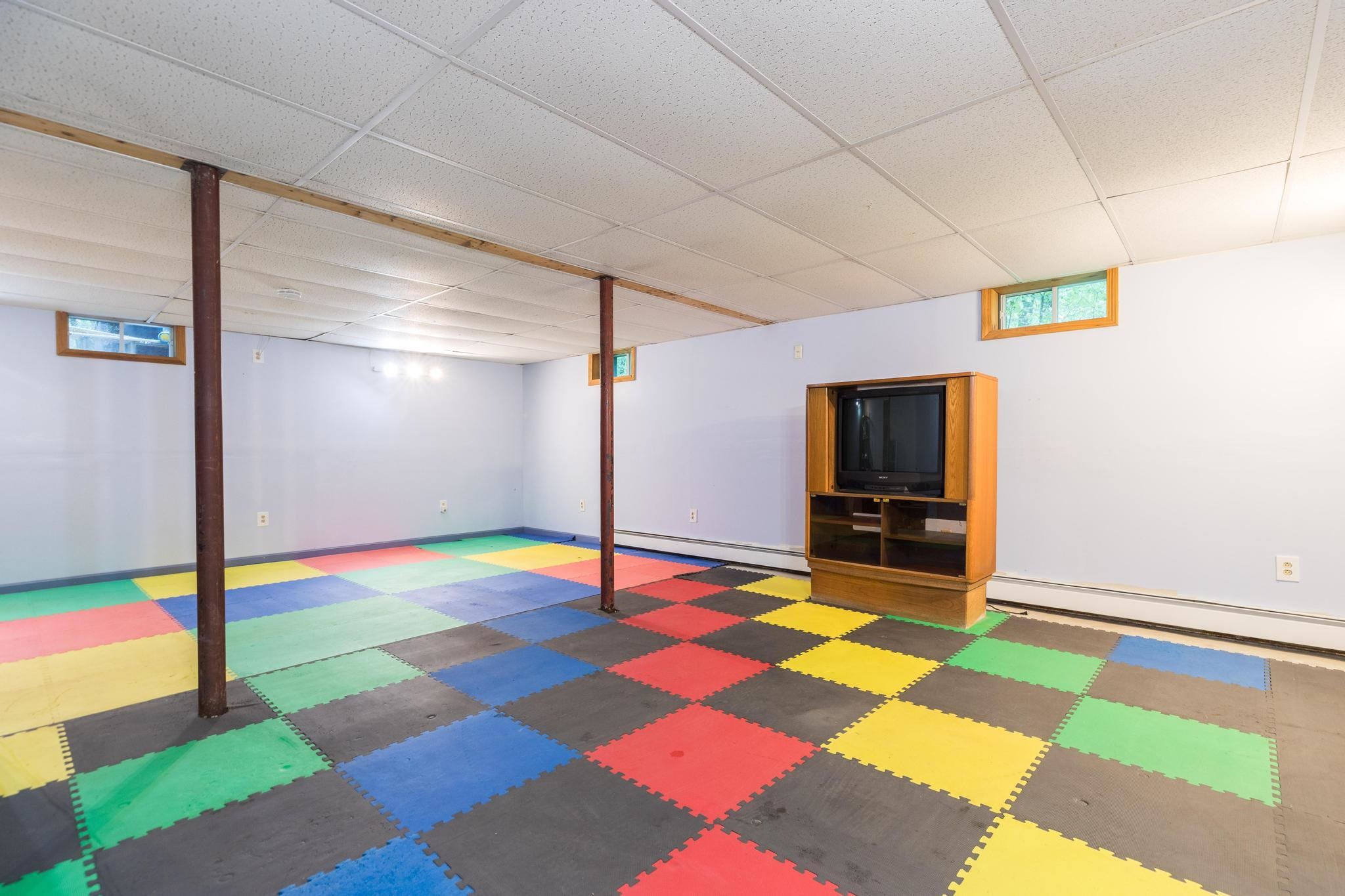 19 Glen Hill Road Dover, NH 03820 - Photo 31 of 44