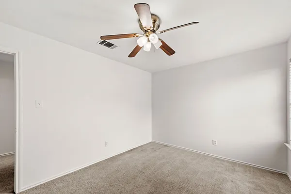 a window in an empty room