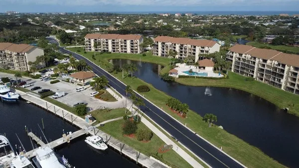 $549,000 | 901 Seafarer Circle, Unit 101, Jupiter, FL 33477
