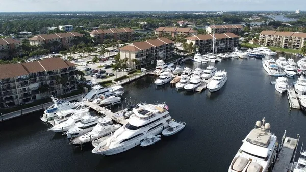 $549,000 | 901 Seafarer Circle, Unit 101, Jupiter, FL 33477