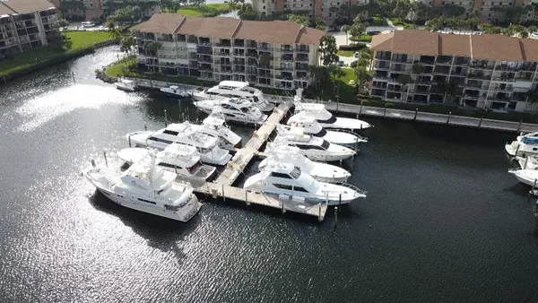 $549,000 | 901 Seafarer Circle, Unit 101, Jupiter, FL 33477