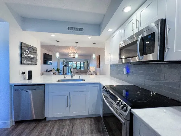 $549,000 | 901 Seafarer Circle, Unit 101, Jupiter, FL 33477