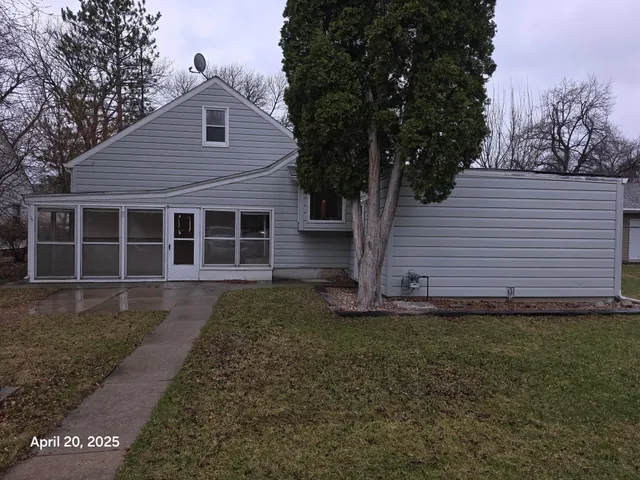 $140,000 | 805 North Renville Street, Winthrop, MN 55396