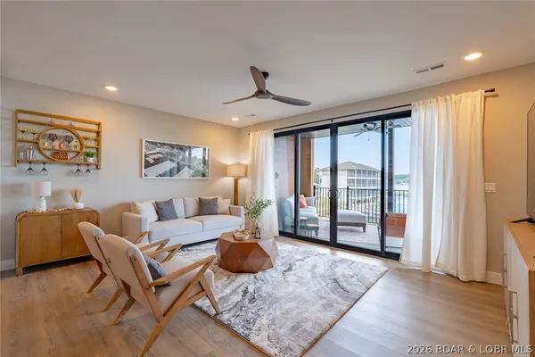 $549,000 | 4925 Robins Circle, Unit 2B, Osage Beach, MO 65065