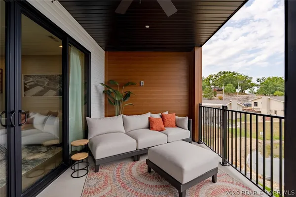 $549,000 | 4925 Robins Circle, Unit 2B, Osage Beach, MO 65065