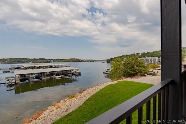 $549,000 | 4925 Robins Circle, Unit 2B, Osage Beach, MO 65065