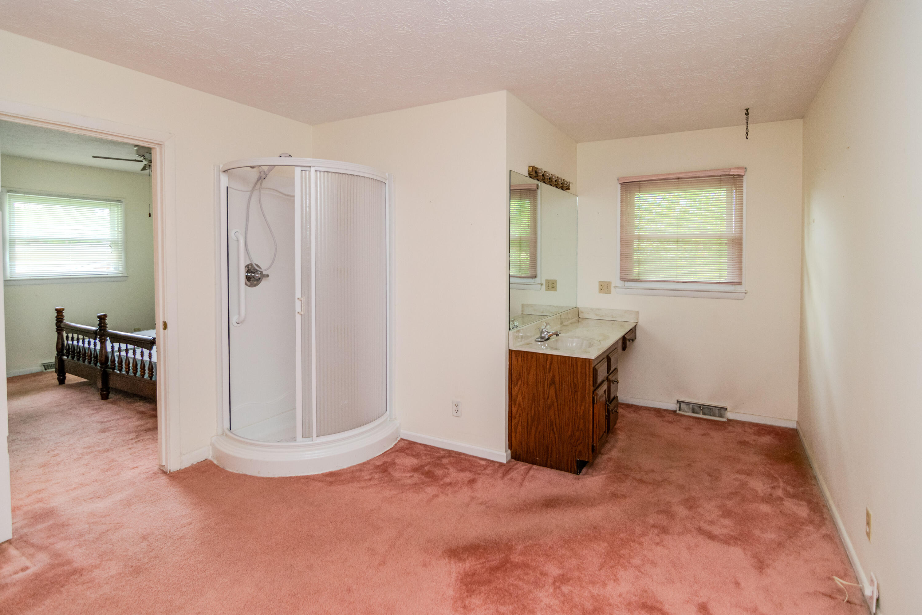 407 Clintonville Road Paris, KY 40361 - Photo 24 of 54 407Clintonville-0092