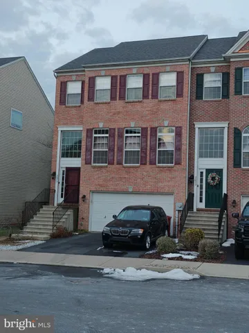 $419,999 | 2079 Huntington Lane, Easton, PA 18040