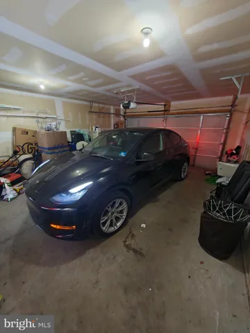 $419,999 | 2079 Huntington Lane, Easton, PA 18040