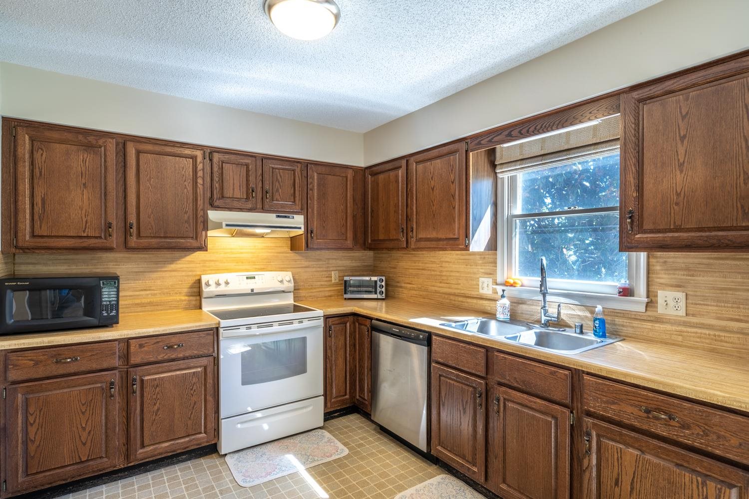 71 Rex Road Harrisonburg, VA 22801 - Photo 6 of 33 Gallery Image 6