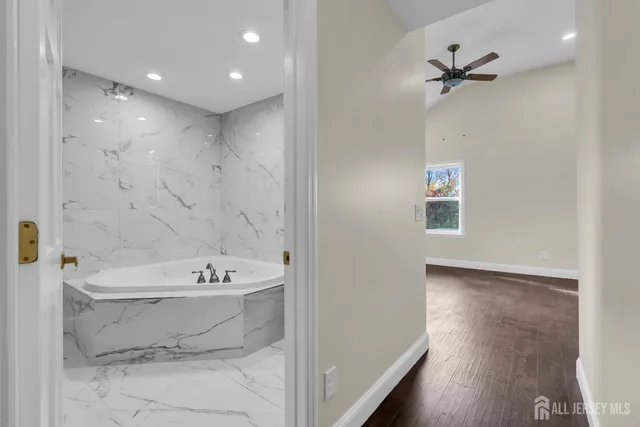 $1,249,900 | 537 South Atlantic Avenue, Matawan, NJ 07747