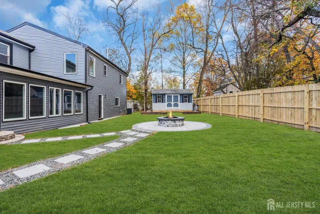 $1,249,900 | 537 South Atlantic Avenue, Matawan, NJ 07747