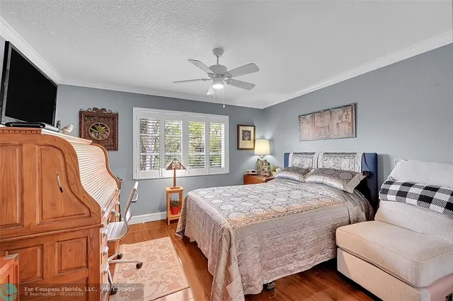 $374,500 | 1920 Northeast 1st Terrace, Unit H212, Wilton Manors, FL 33305