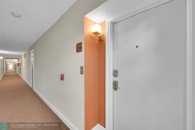 $374,500 | 1920 Northeast 1st Terrace, Unit H212, Wilton Manors, FL 33305