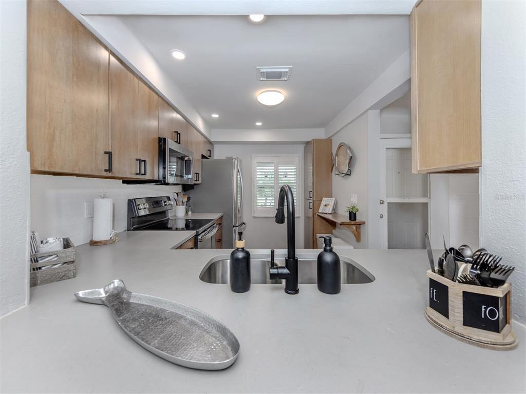 400 Mission Trail East, Unit D Venice, FL 34285 - Photo 13 of 39