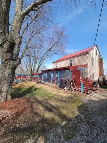 $290,000 | 7201 Highway 322, Cranberry, PA 16319