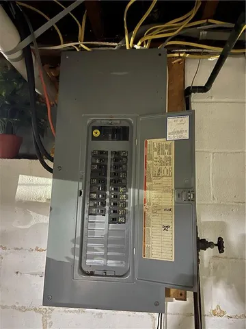 $290,000 | 7201 Highway 322, Cranberry, PA 16319