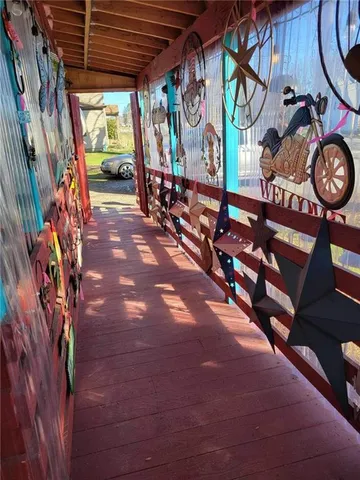 $290,000 | 7201 Highway 322, Cranberry, PA 16319