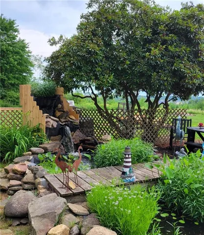 $290,000 | 7201 Highway 322, Cranberry, PA 16319