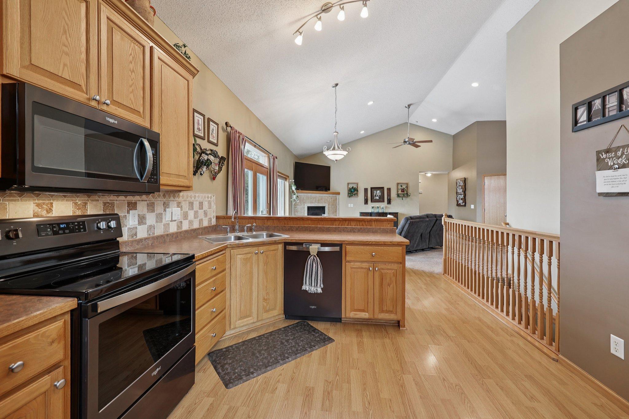 5547 Inverness Way Big Lake, MN 55309 - Photo 18 of 54