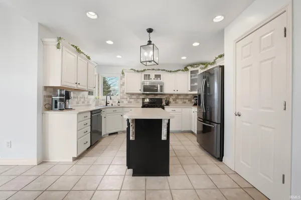 $500,000 | 10235 Consta Verde Commons, Leo, IN 46765