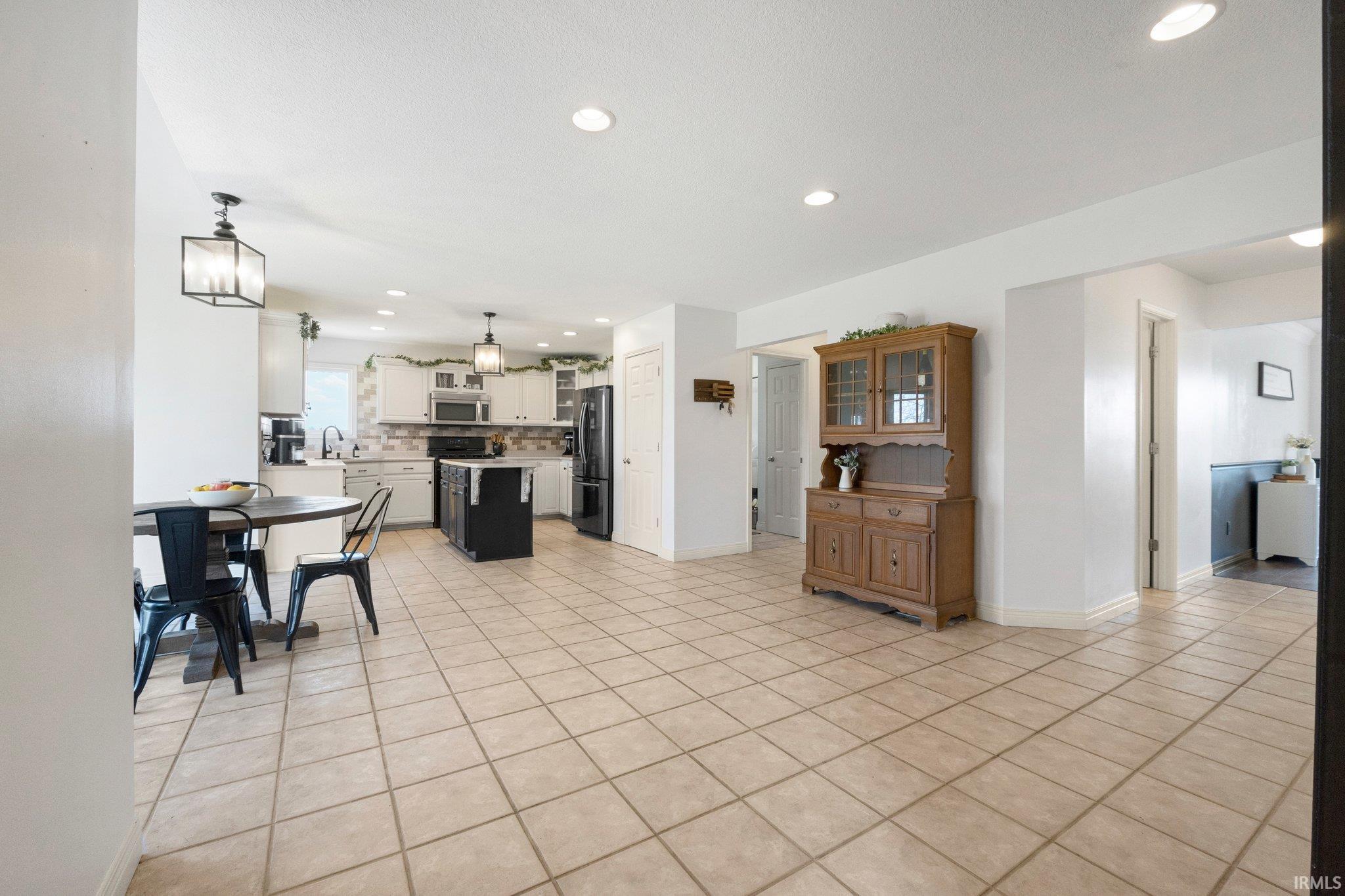 10235 Consta Verde Commons Leo, IN 46765 - Photo 32 of 36