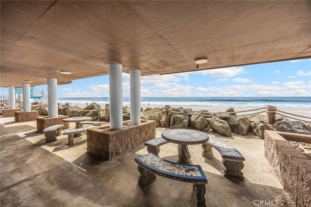 1445 South Pacific Street, Unit R Oceanside, CA 92054 - Photo 31 of 35 Private picnic area