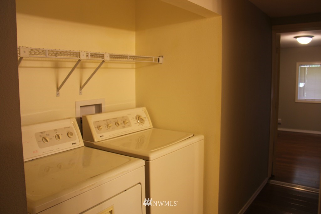 11620 Southeast 180th Street Renton, WA 98058 - Photo 9 of 14 Gallery Image 9