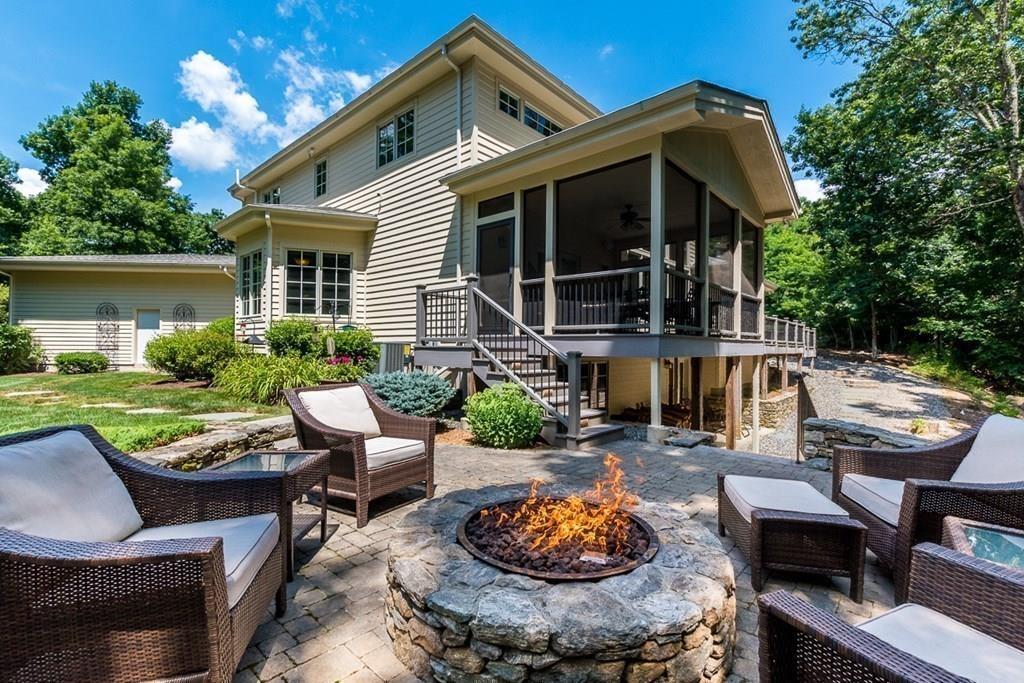 62 Whipple Brook Road Wrentham, MA 02093 - Photo 4 of 42 Gallery Image 4