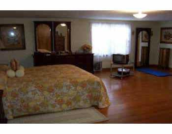 643 Maple Street Indiana, PA 15701 - Photo 5 of 7 Gallery Image 5