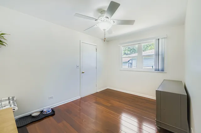 $340,000 | 963 South Fletcher Drive, Wheeling, IL 60090