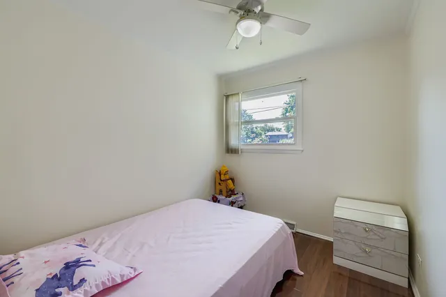 $340,000 | 963 South Fletcher Drive, Wheeling, IL 60090