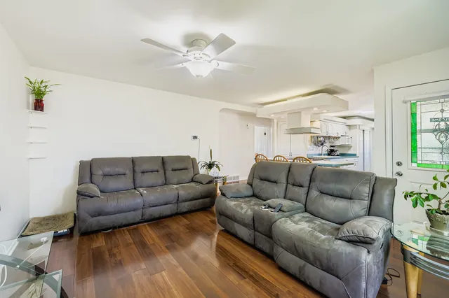 $340,000 | 963 South Fletcher Drive, Wheeling, IL 60090