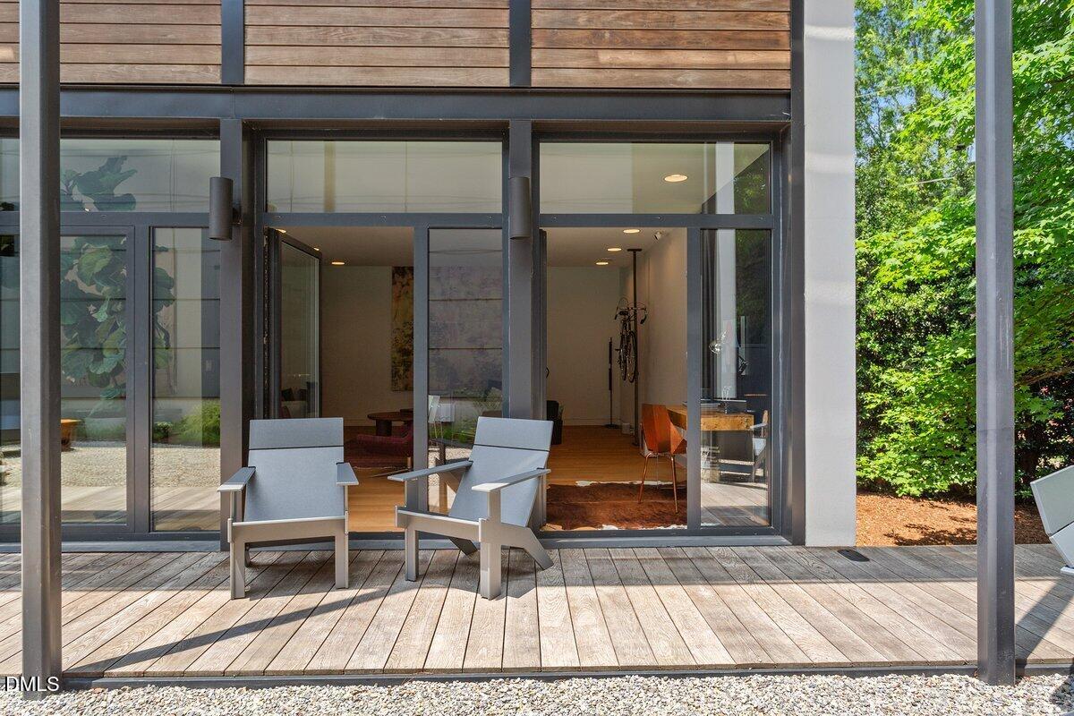 924 Tower Street Raleigh, NC 27607 - Photo 2 of 32 a view of outdoor space