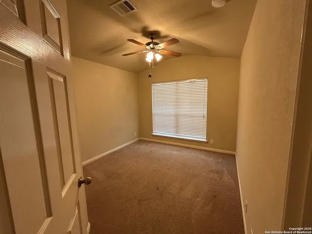 $1,850 | 2125 Hazelwood Drive, New Braunfels, TX 78130