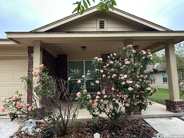 $1,850 | 2125 Hazelwood Drive, New Braunfels, TX 78130