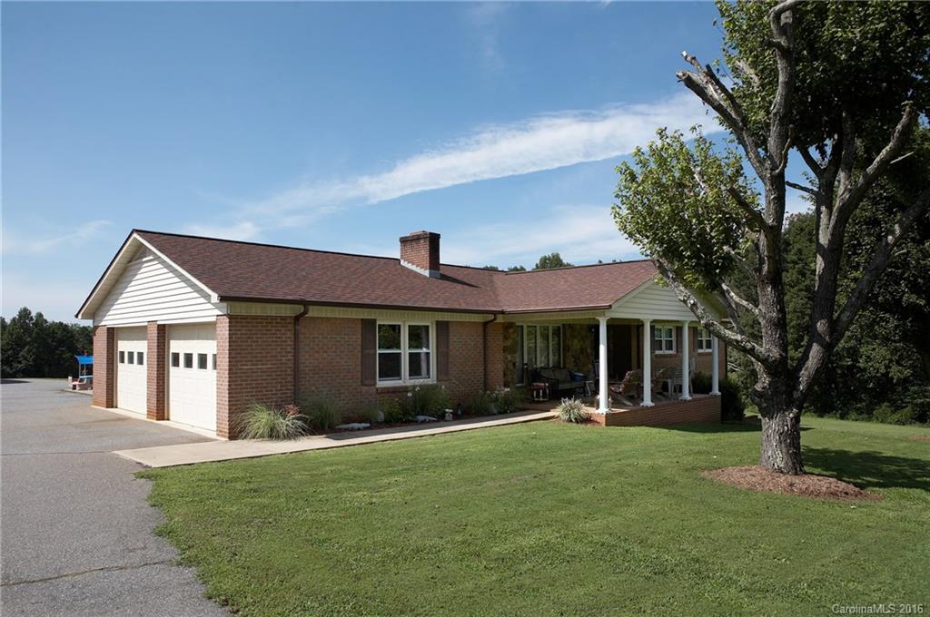 2007 Startown Road Hickory, NC 28602 - Photo 1 of 24 Gallery Image 1