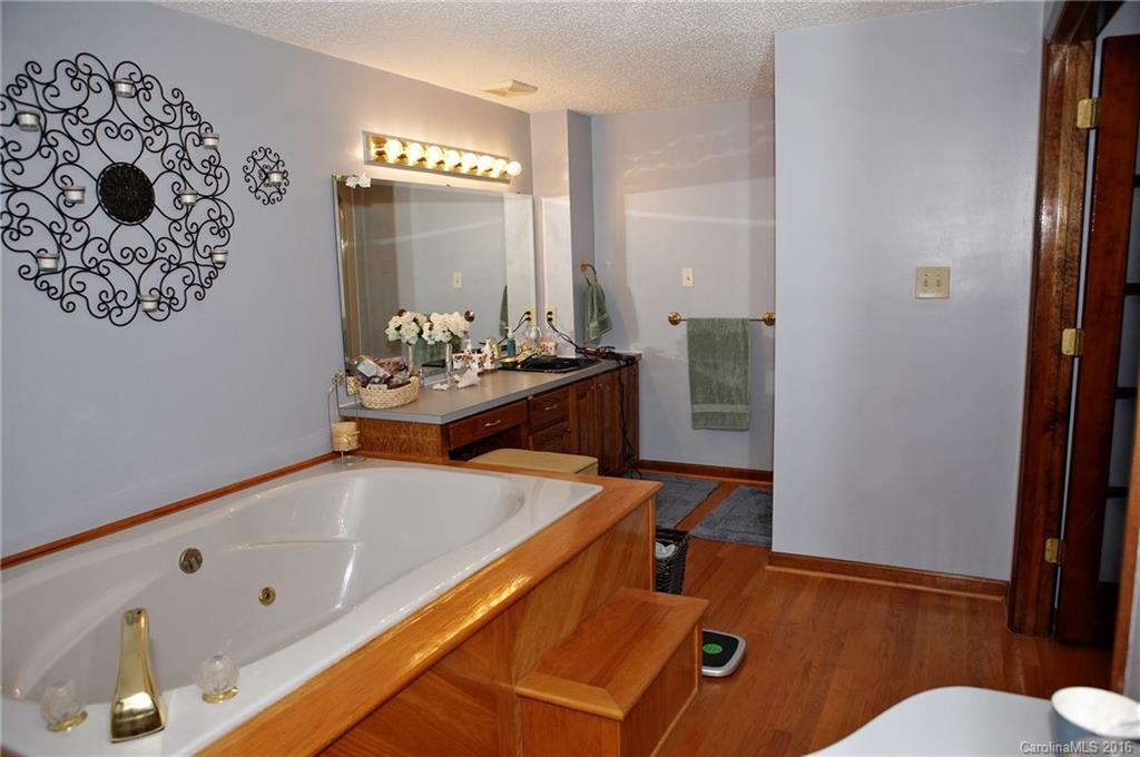 2007 Startown Road Hickory, NC 28602 - Photo 17 of 24 Gallery Image 17