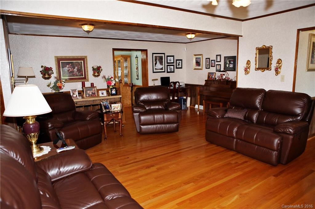 2007 Startown Road Hickory, NC 28602 - Photo 7 of 24 Gallery Image 7