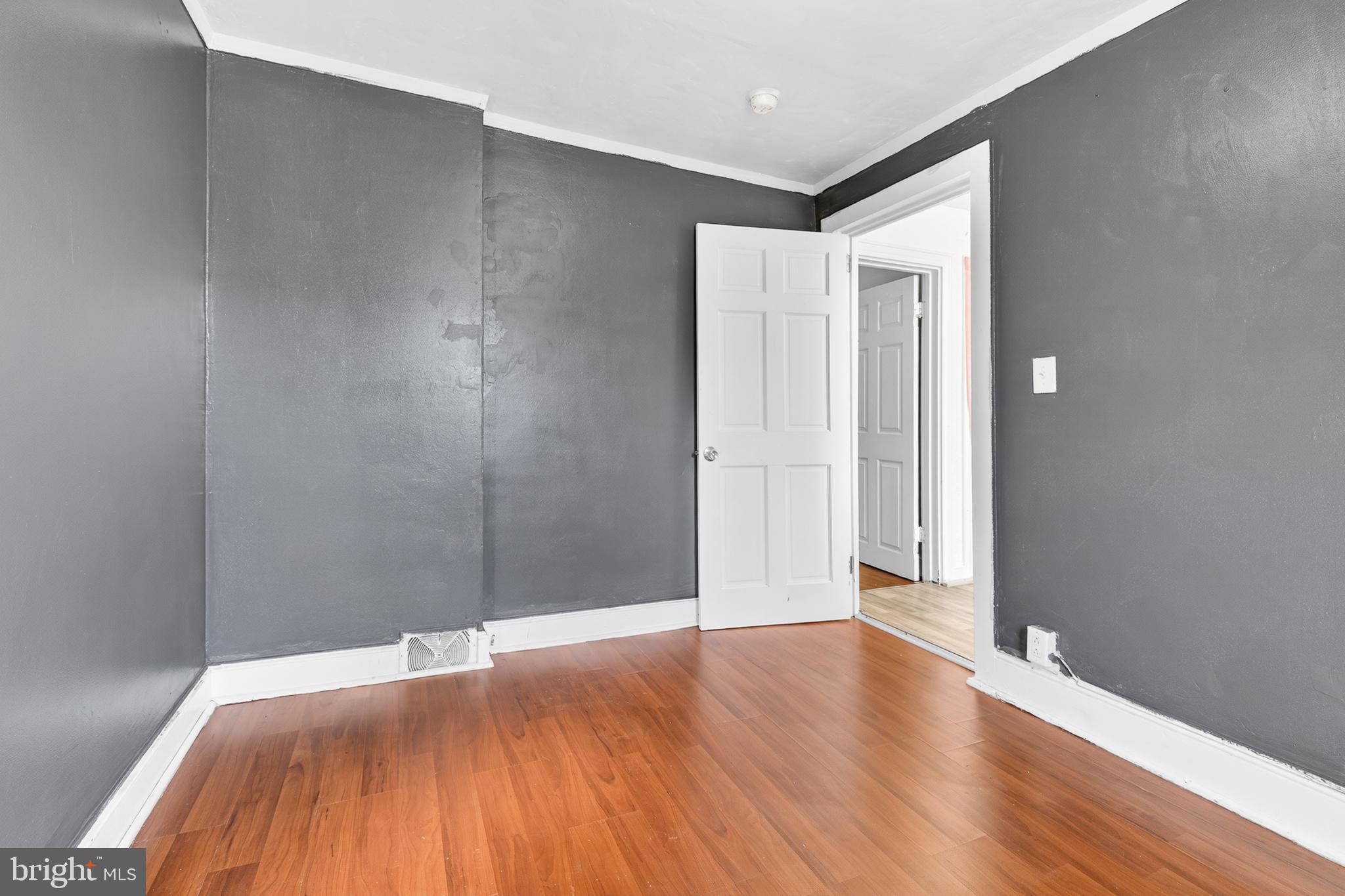 635 1st Street Lancaster, PA 17603 - Photo 15 of 32 a view of hallway with wooden floor