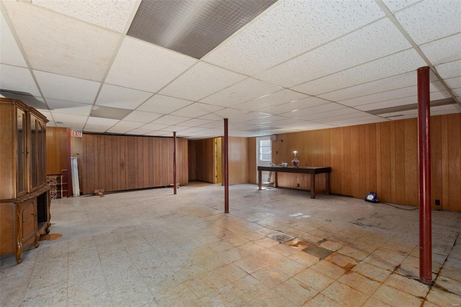 402 Whitehall Drive Manchester, MO 63021 - Photo 14 of 30