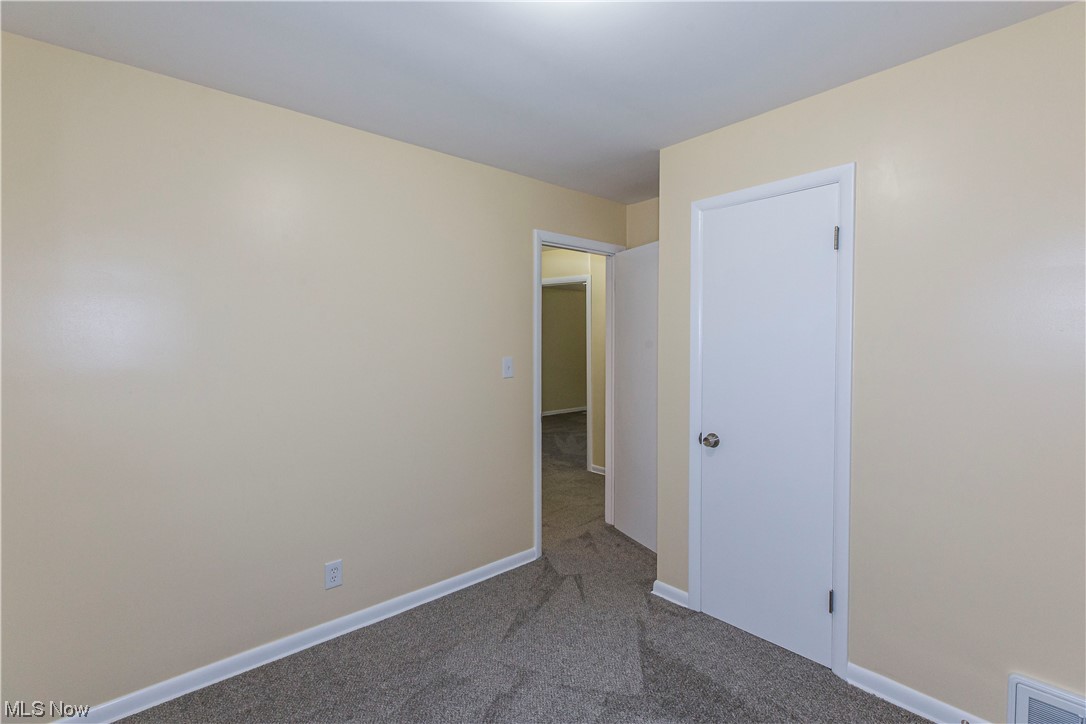 340 Hillman Road Akron, OH 44312 - Photo 17 of 31