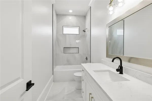 $395,000 | 1209 Moisant Street, Kenner, LA 70062