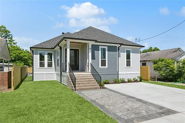 $395,000 | 1209 Moisant Street, Kenner, LA 70062
